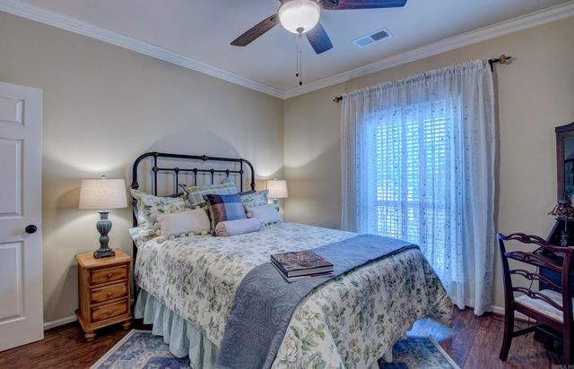 125 Mohawk Dr, Maumelle, AR 72113