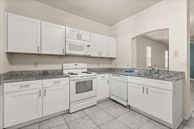 1321 ARBOR VISTA LOOP 121, Lake Mary, FL 32746