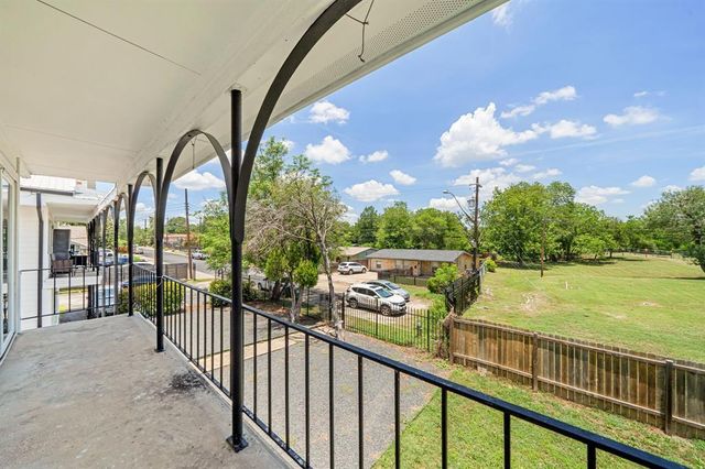 1313 E 52nd ST 105, Austin, TX 78723