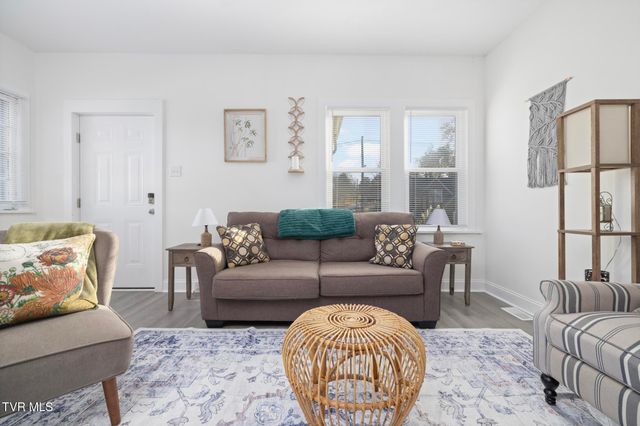 722 Holston Street, Kingsport, TN 37660