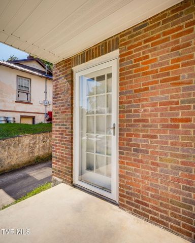 722 Holston Street, Kingsport, TN 37660