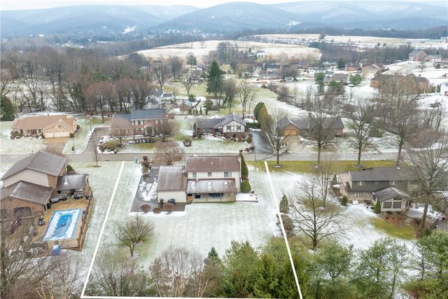 139 Heritage Hills Rd, South Union Twp, PA 15401