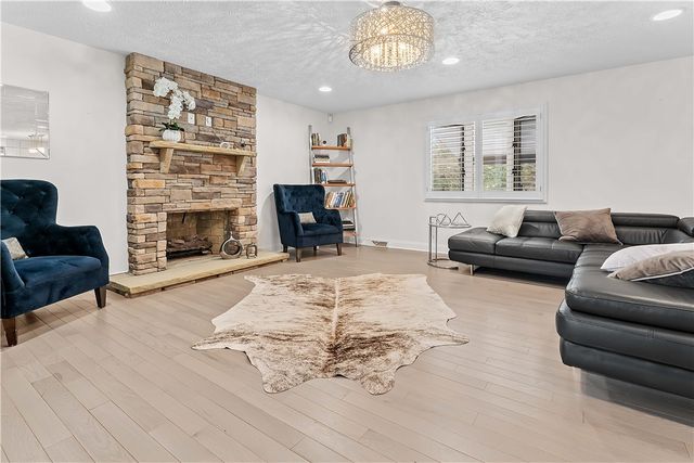 139 Heritage Hills Rd, South Union Twp, PA 15401