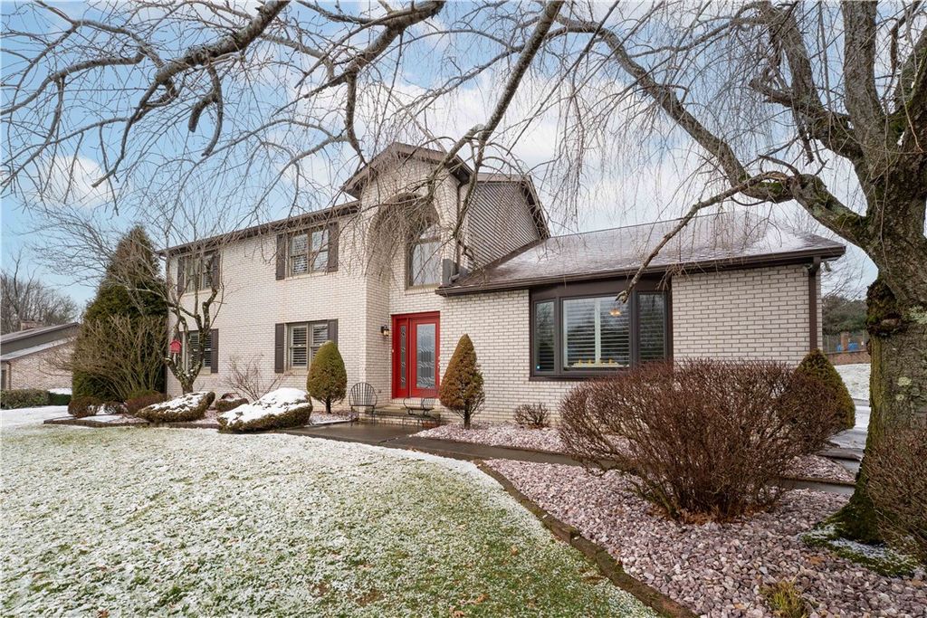 139 Heritage Hills Rd, South Union Twp, PA 15401