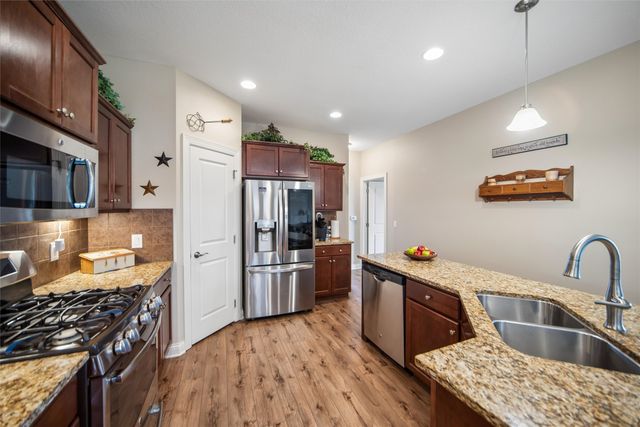 931 15th Avenue SE, Altoona, IA 50009