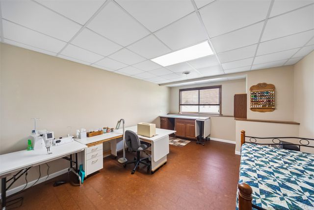931 15th Avenue SE, Altoona, IA 50009