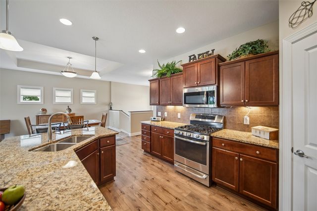 931 15th Avenue SE, Altoona, IA 50009