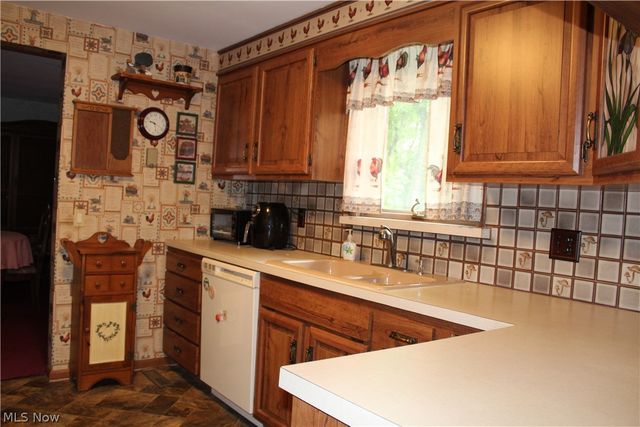 4110 Paris Avenue SE, Minerva, OH 44657
