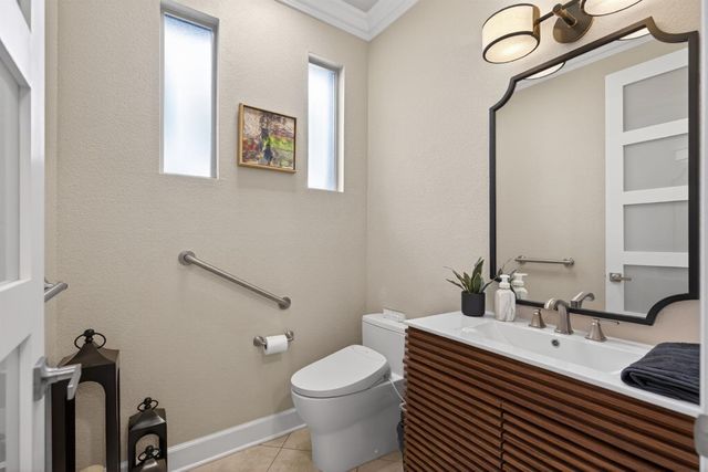 223 Saddlehorn Loop, Lincoln, CA 95648