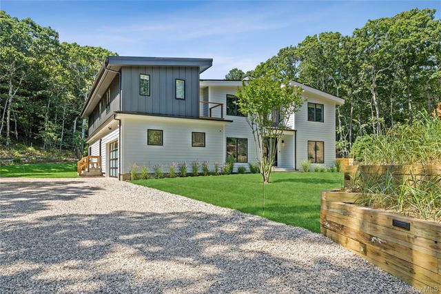 19 Elm Lane, Montauk, NY 11954
