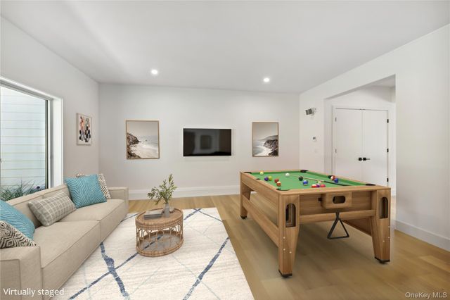 19 Elm Lane, Montauk, NY 11954