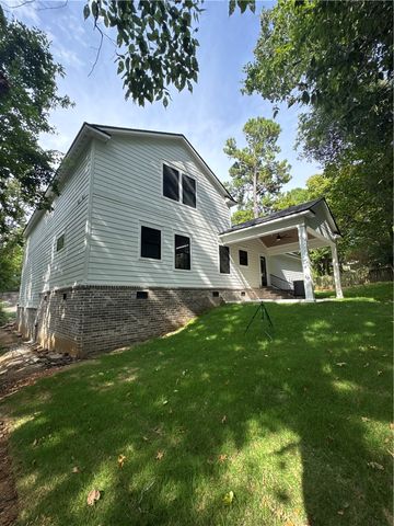 409 Patricia Lane, Fayetteville, AR 72703