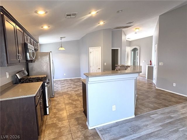 5936 Sierra Medina Avenue, Las Vegas, NV 89139