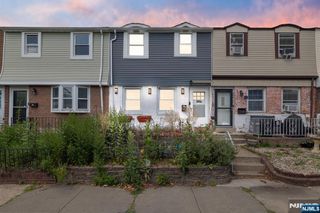 304A Stevens Avenue, Jersey City, NJ 07305