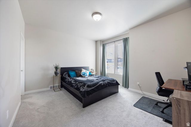 10363 S SILVER MINE RD, South Jordan, UT 84009