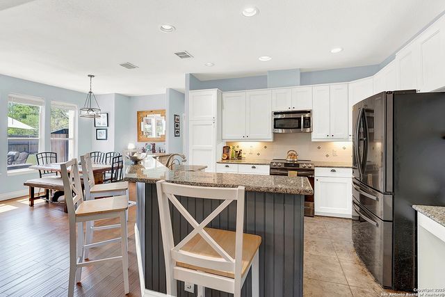 884 E Torrey, New Braunfels, TX 78130