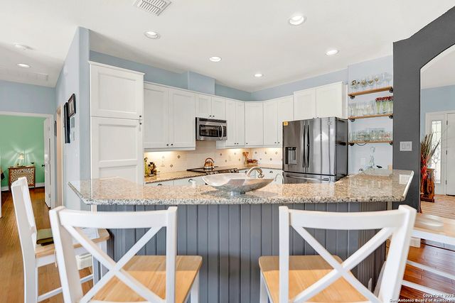 884 E Torrey, New Braunfels, TX 78130