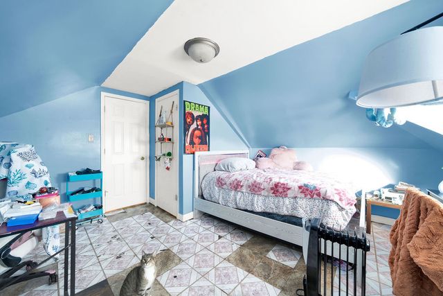 9335 S Loomis Street, Chicago, IL 60620