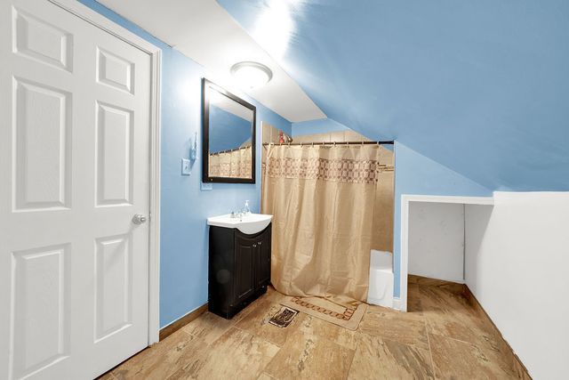 9335 S Loomis Street, Chicago, IL 60620