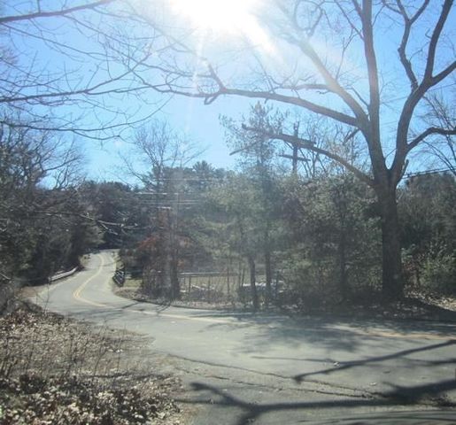 23 Russell Mills Rd, Plymouth, MA 02360