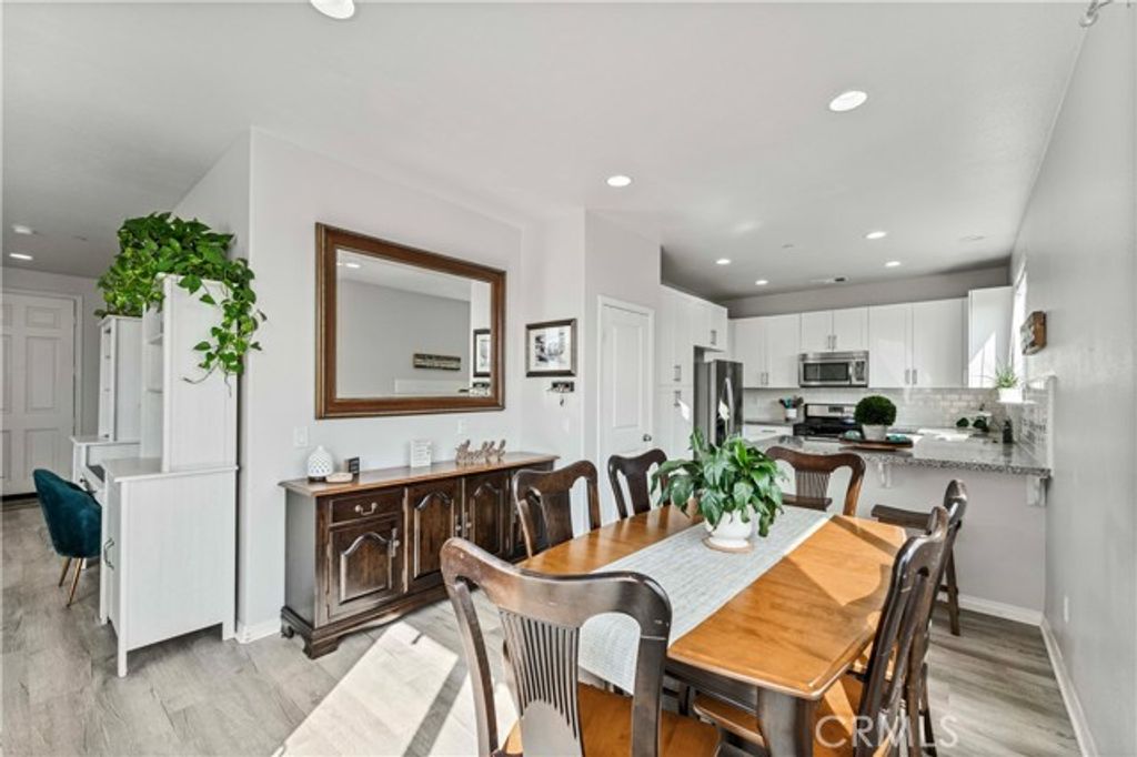 Image 10 of property listing at 1357 Bonnie Cove Avenue, Glendora, CA 91740