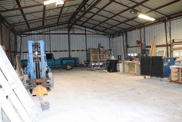 699 W Ragsdale Street, Seymour, MO 65746