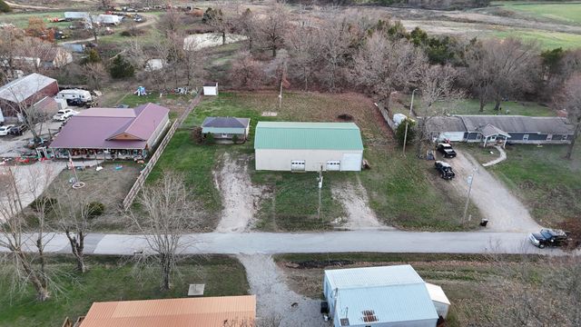 699 W Ragsdale Street, Seymour, MO 65746