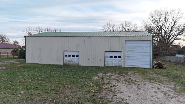 699 W Ragsdale Street, Seymour, MO 65746