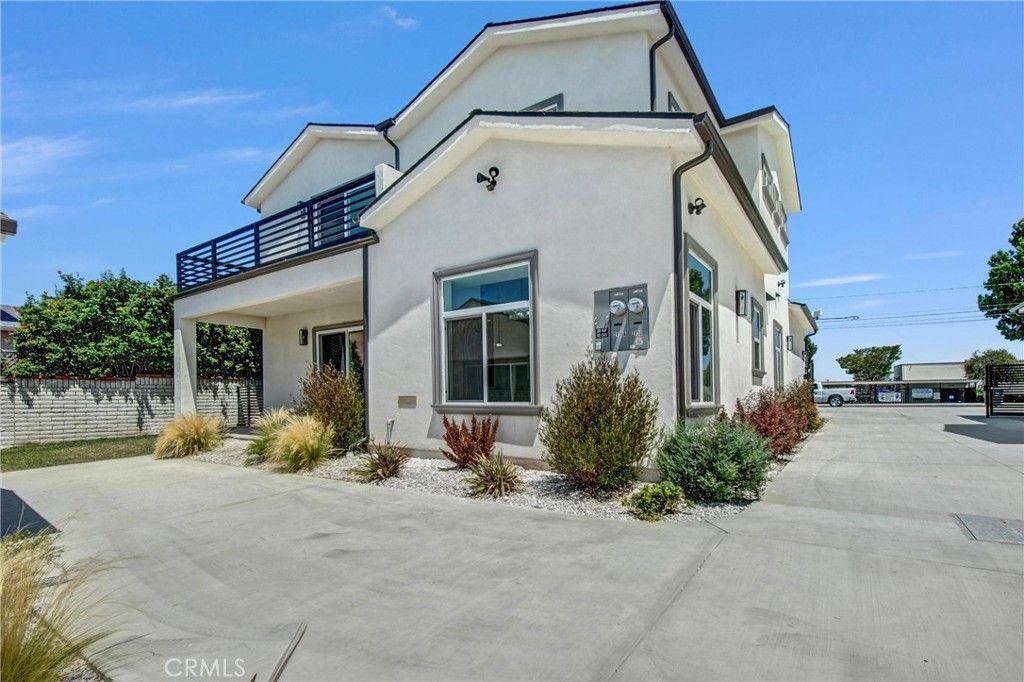 2130 W 238th Street, Torrance, CA 90501