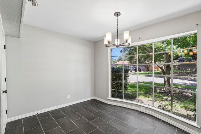 1600 S Timber Court, Benbrook, TX 76126