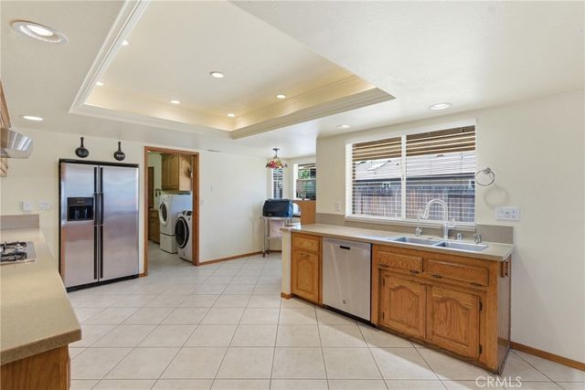 920 Skylark Court, Santa Maria, CA 93455