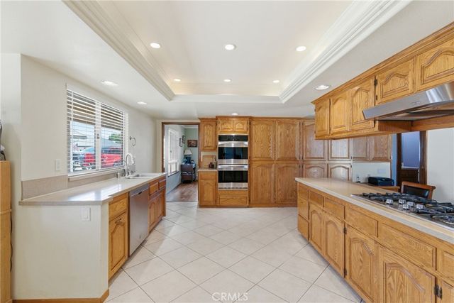 920 Skylark Court, Santa Maria, CA 93455