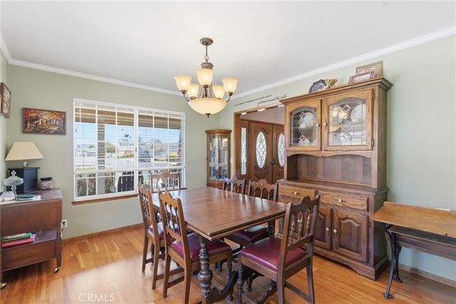 920 Skylark Court, Santa Maria, CA 93455
