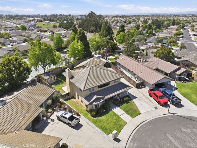 920 Skylark Court, Santa Maria, CA 93455