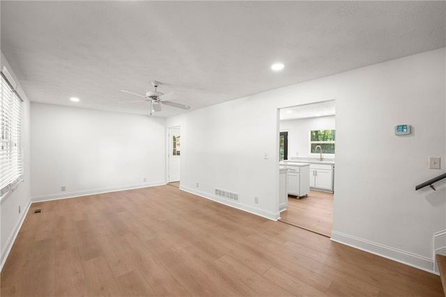 105 Stone Wood Lane, Lawrenceville, GA 30046