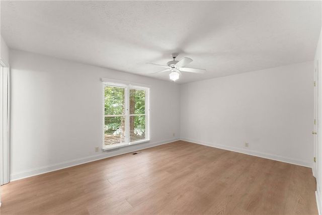 105 Stone Wood Lane, Lawrenceville, GA 30046