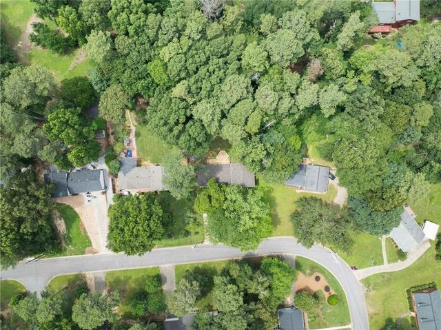 105 Stone Wood Lane, Lawrenceville, GA 30046