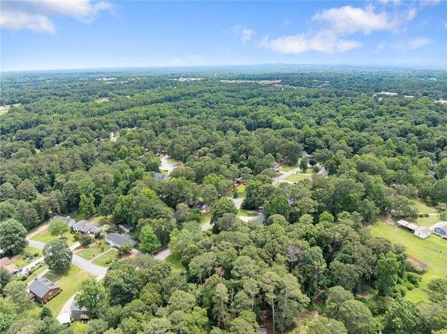 105 Stone Wood Lane, Lawrenceville, GA 30046