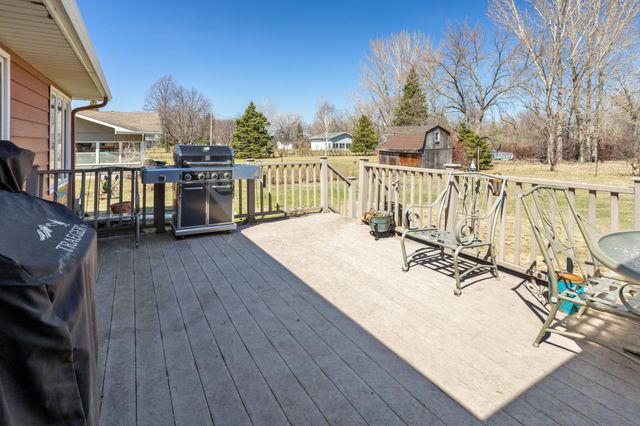 4122 40th Avenue S, Moorhead, MN 56560