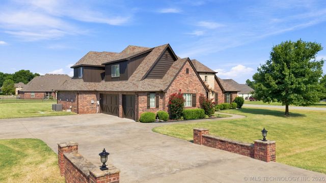 6994 N 195th East Avenue, Owasso, OK 74055