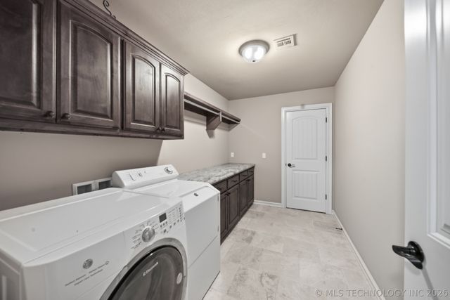 6994 N 195th East Avenue, Owasso, OK 74055