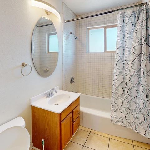 487 Myrtle, Los Alamos, NM 87544