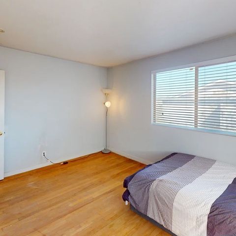 487 Myrtle, Los Alamos, NM 87544