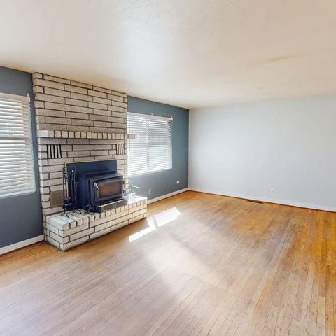 487 Myrtle, Los Alamos, NM 87544