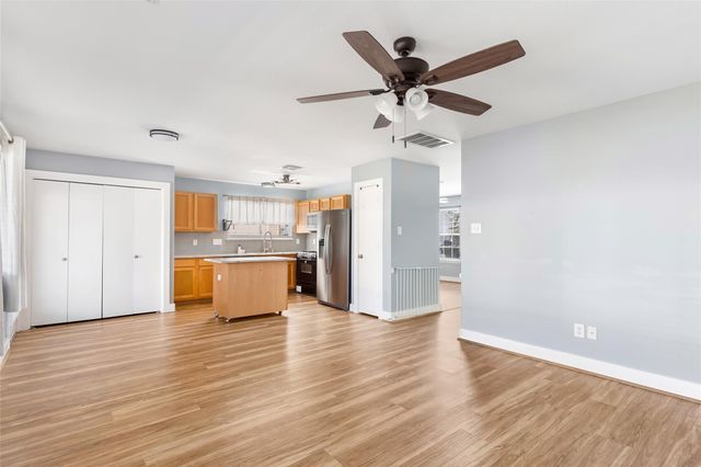 415 Laurel Pine Drive, Houston, TX 77339