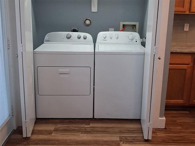 415 Laurel Pine Drive, Houston, TX 77339