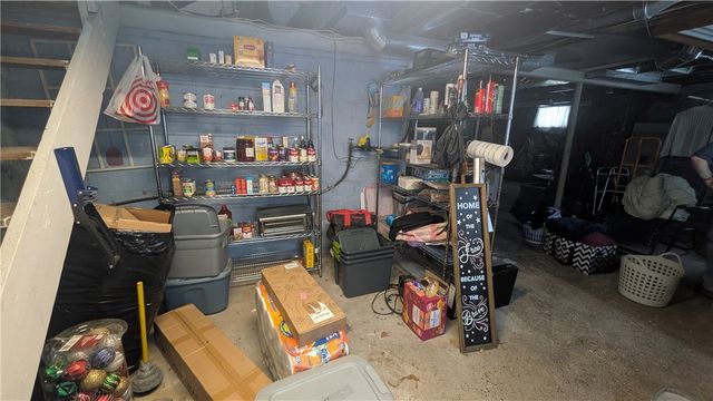 324 Sunset Drive, Center Twp, PA 16001