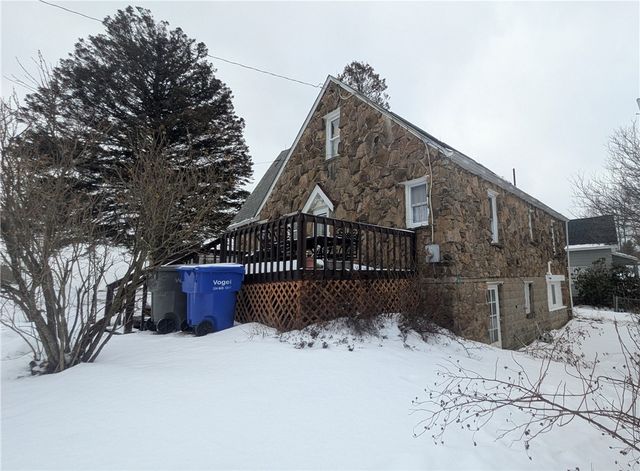 324 Sunset Drive, Center Twp, PA 16001