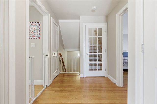 7 Spring Ct A, Woburn, MA 01801