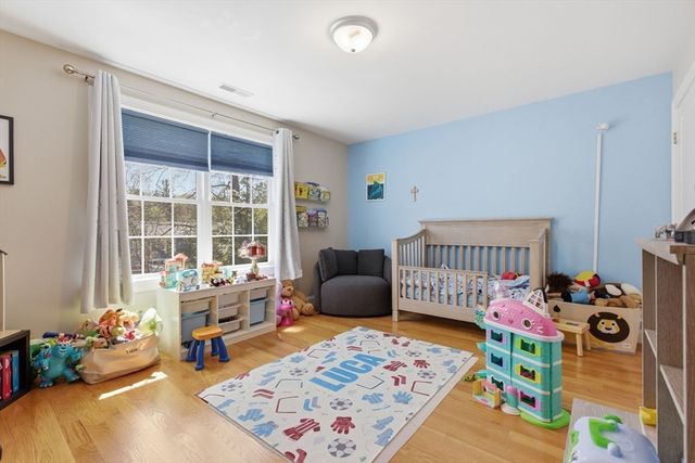 7 Spring Ct A, Woburn, MA 01801